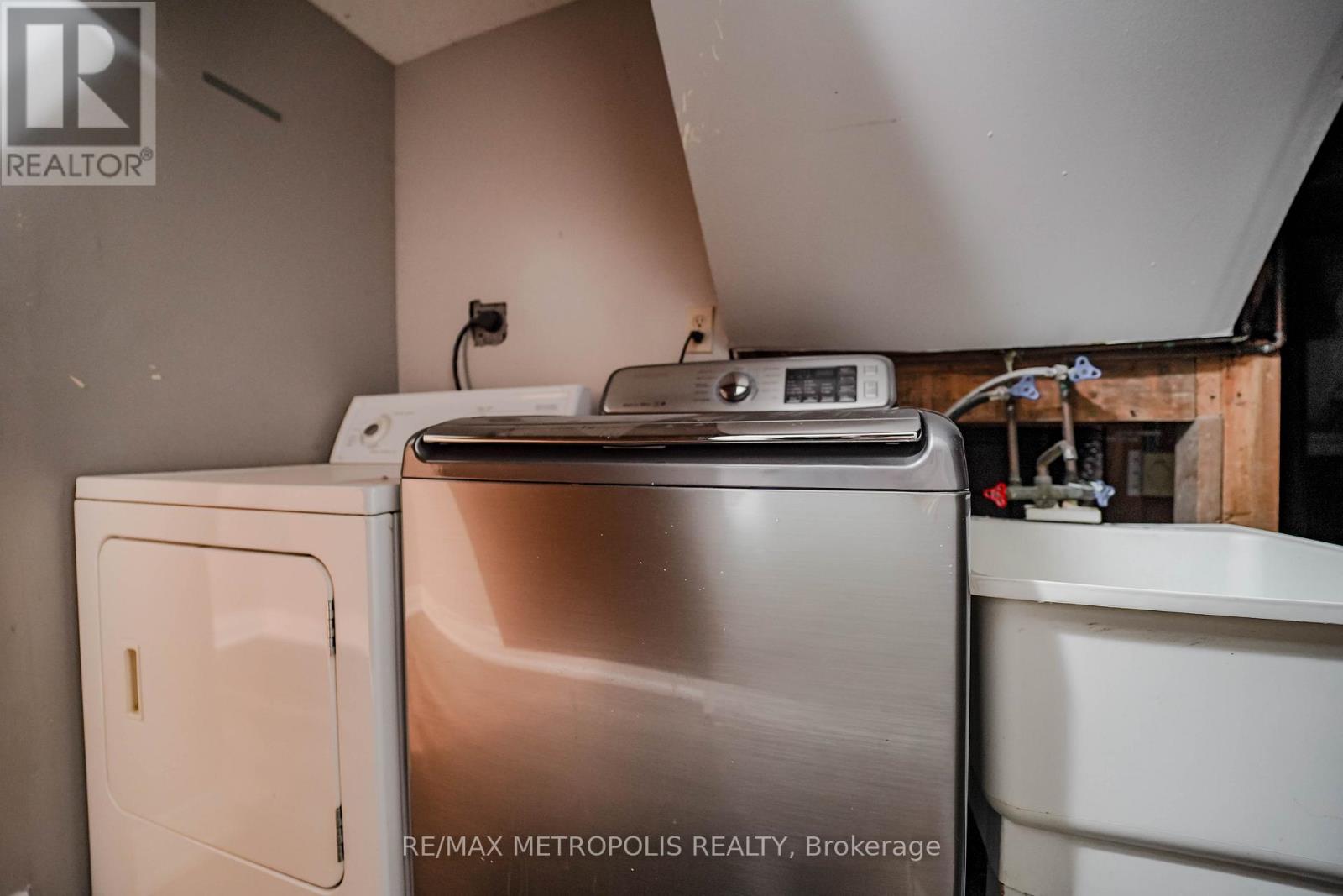 332 Nina Court, Oshawa, Ontario  L1K 1S7 - Photo 50 - E12637464