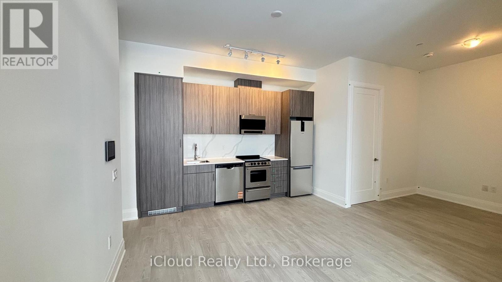 Ph114 - 412 Silver Maple Road, Oakville, Ontario  L6H 7X8 - Photo 11 - W12631678