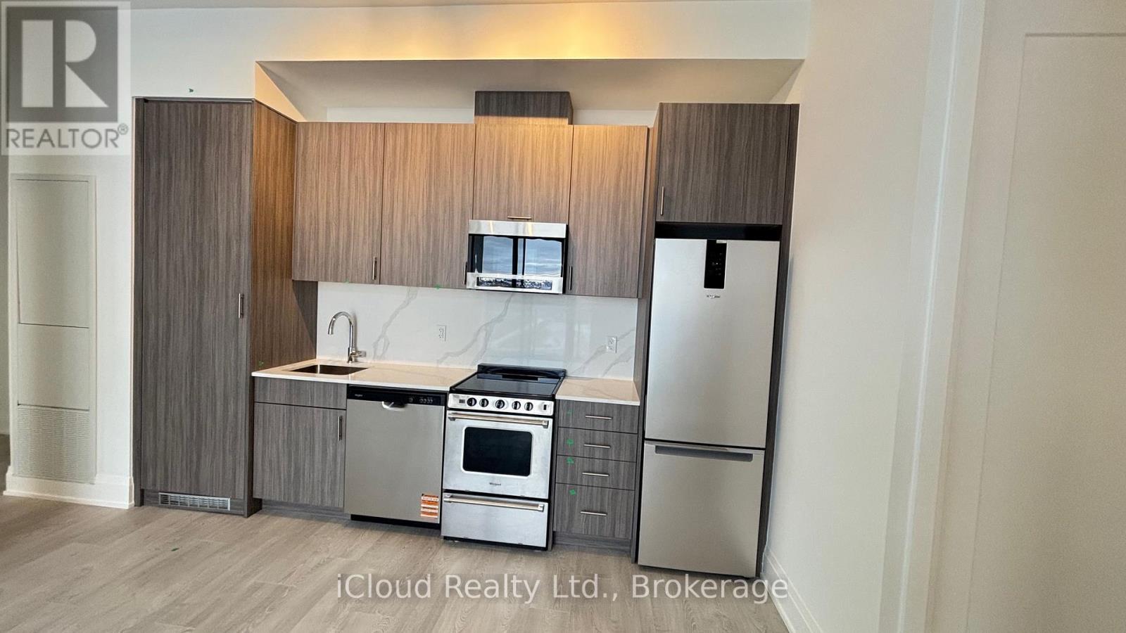 Ph114 - 412 Silver Maple Road, Oakville, Ontario  L6H 7X8 - Photo 12 - W12631678