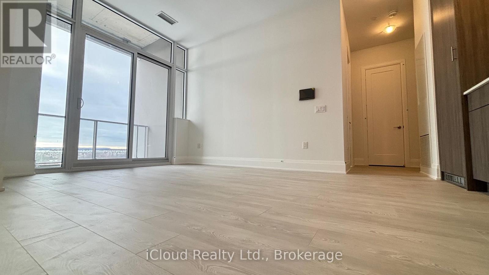 Ph114 - 412 Silver Maple Road, Oakville, Ontario  L6H 7X8 - Photo 10 - W12631678