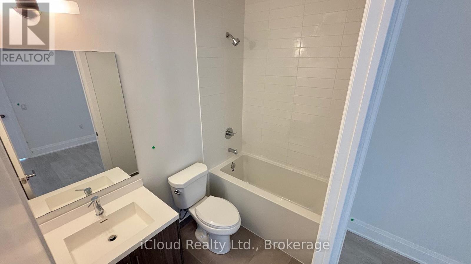 Ph114 - 412 Silver Maple Road, Oakville, Ontario  L6H 7X8 - Photo 28 - W12631678