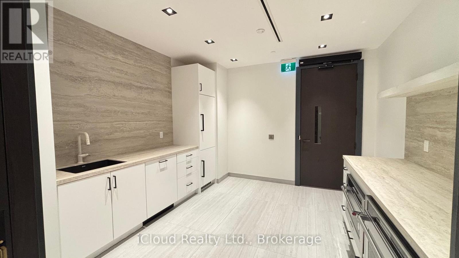 Ph114 - 412 Silver Maple Road, Oakville, Ontario  L6H 7X8 - Photo 45 - W12631678