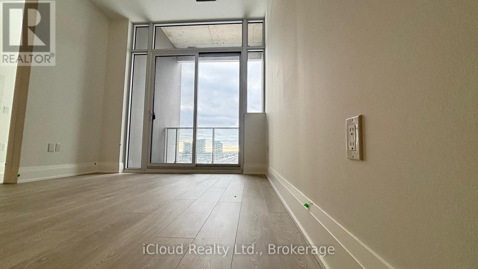 Ph114 - 412 Silver Maple Road, Oakville, Ontario  L6H 7X8 - Photo 8 - W12631678