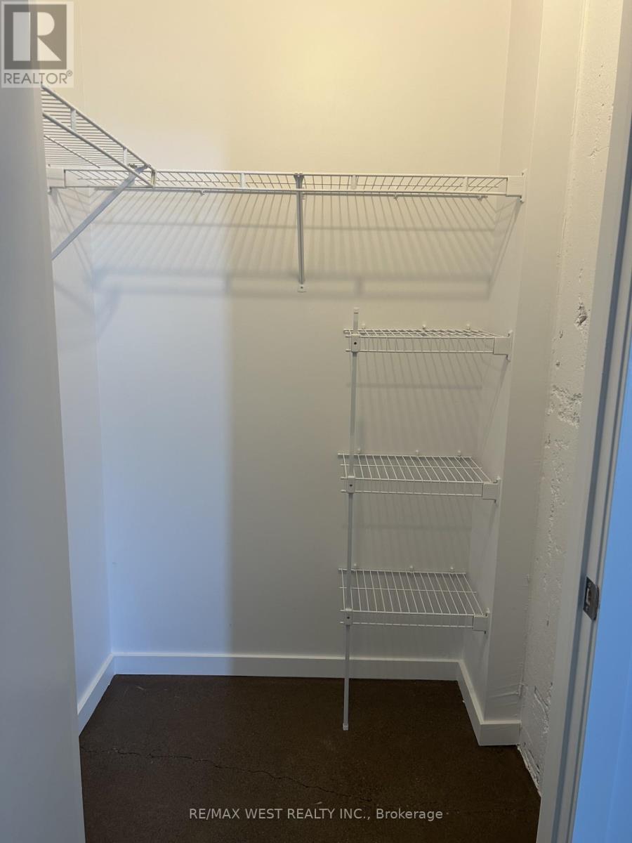 207 - 410 King Street W, Kitchener, Ontario N2G 1C3 - Photo 11 - X12635908