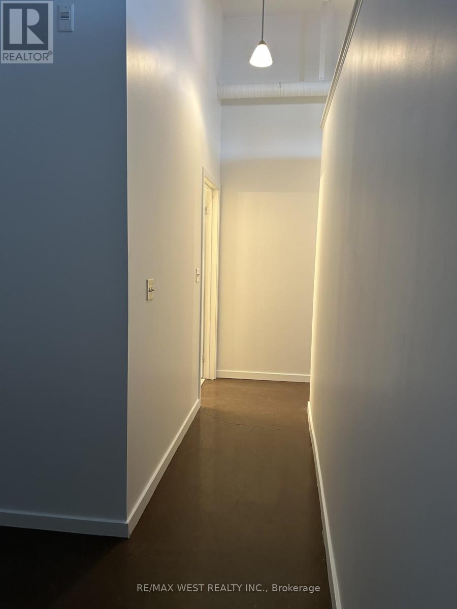 207 - 410 King Street W, Kitchener, Ontario N2G 1C3 - Photo 16 - X12635908