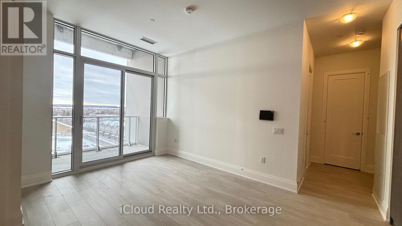 Ph114 - 412 Silver Maple Road, Oakville, Ontario  L6H 7X8 - Photo 7 - W12631678