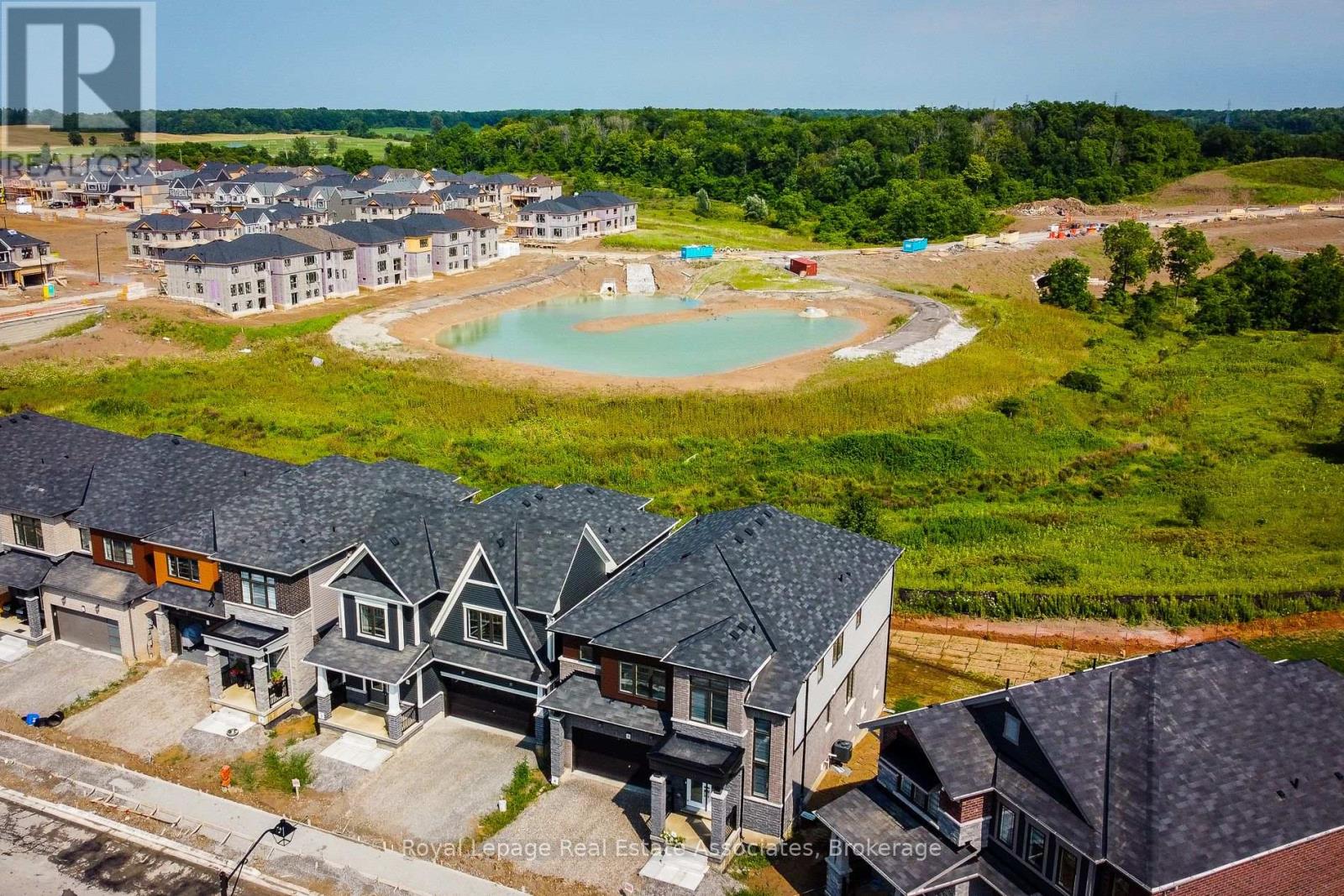 10 Castro Lane, Haldimand, Ontario  N3W 0G9 - Photo 4 - X12637454