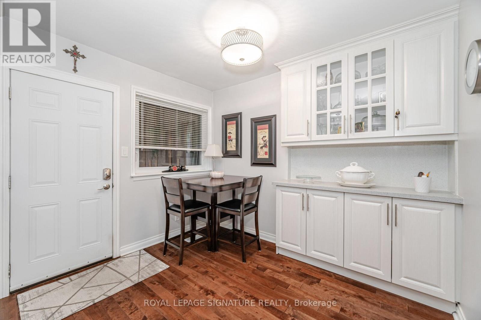 2259 Wiseman Court, Mississauga (Clarkson), Ontario  L5J 1P4 - Photo 16 - W12637460