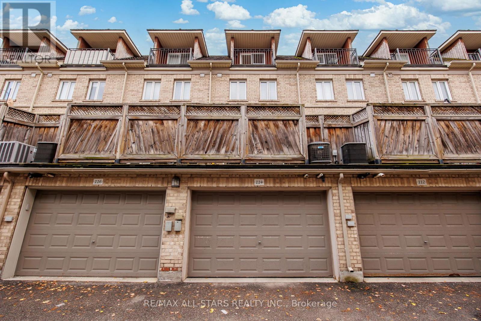 114 Six Point Road, Toronto, Ontario  M8Z 0A1 - Photo 39 - W12637476