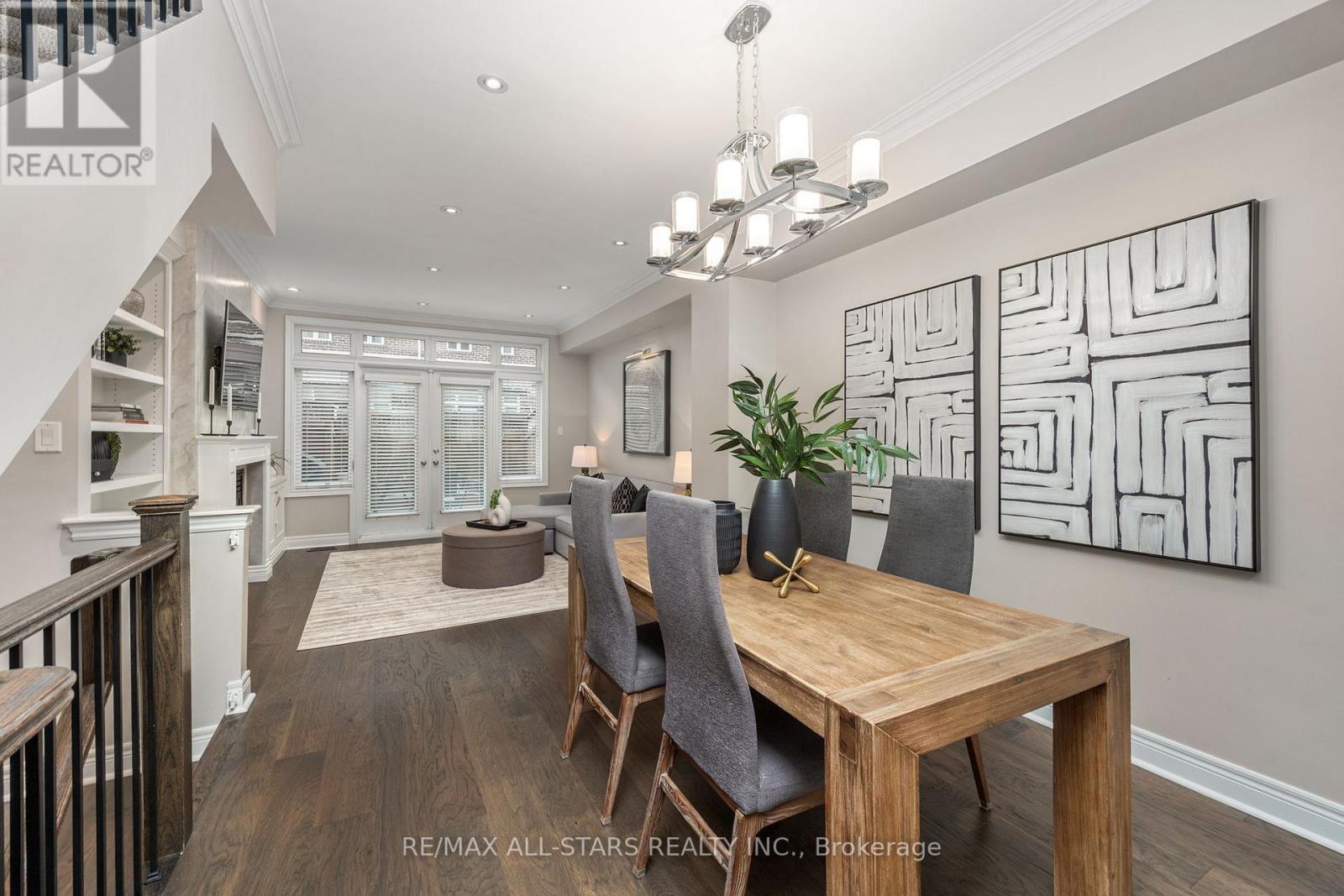 114 Six Point Road, Toronto, Ontario  M8Z 0A1 - Photo 8 - W12637476