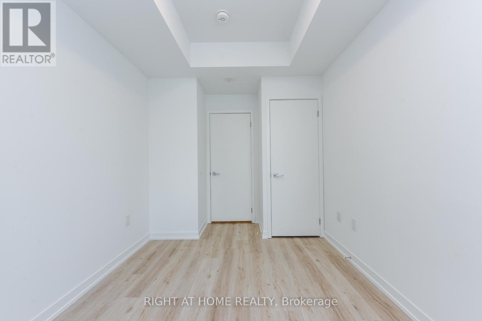 # 3911 - 395 Square One Drive, Mississauga, Ontario  L5B 0P6 - Photo 20 - W12637486