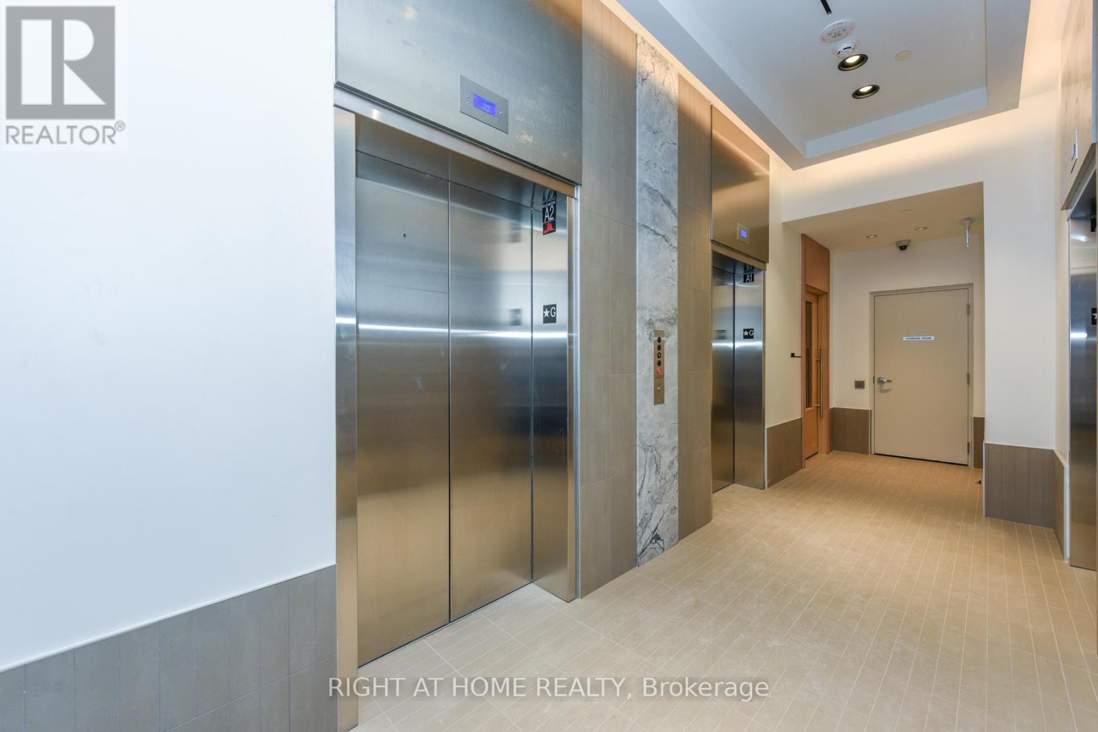 # 3911 - 395 Square One Drive, Mississauga, Ontario  L5B 0P6 - Photo 24 - W12637486