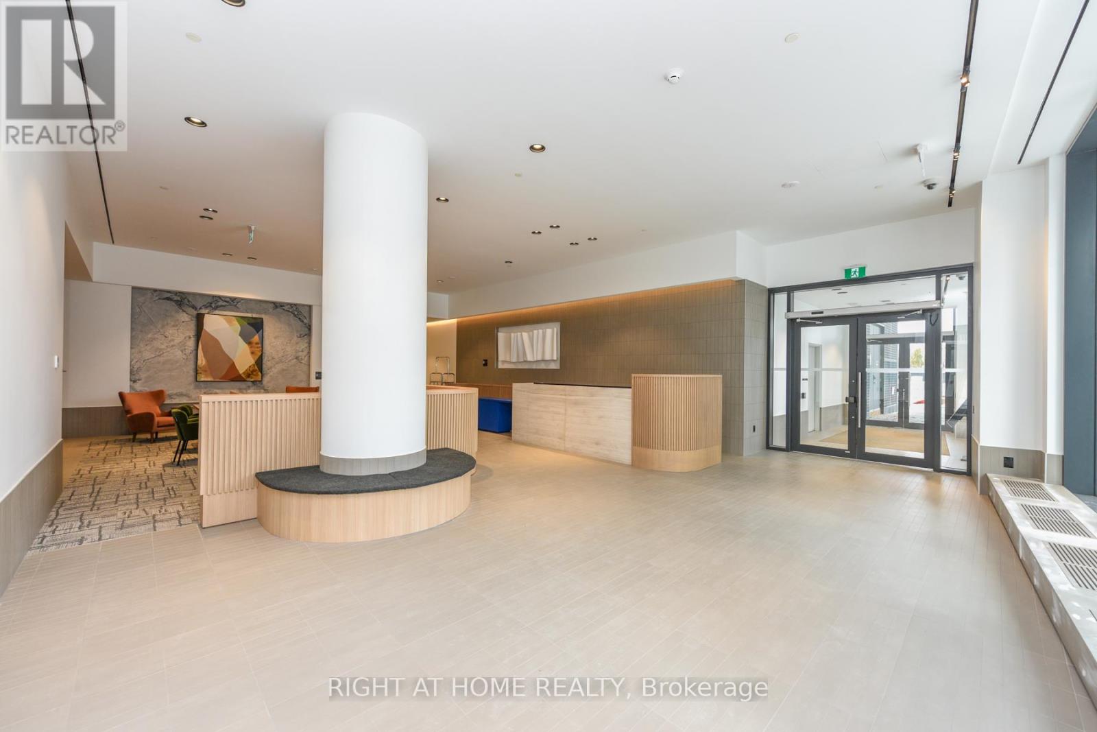 # 3911 - 395 Square One Drive, Mississauga, Ontario  L5B 0P6 - Photo 26 - W12637486