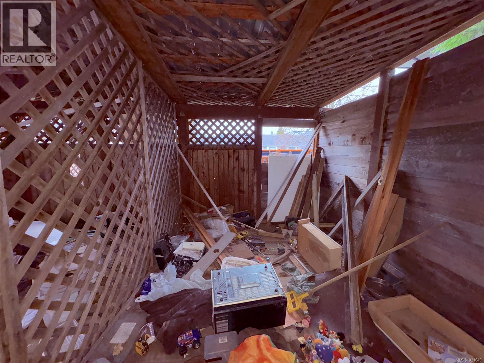 1175 Willemar Ave, Courtenay, British Columbia  V9N 3N1 - Photo 11 - 1021849