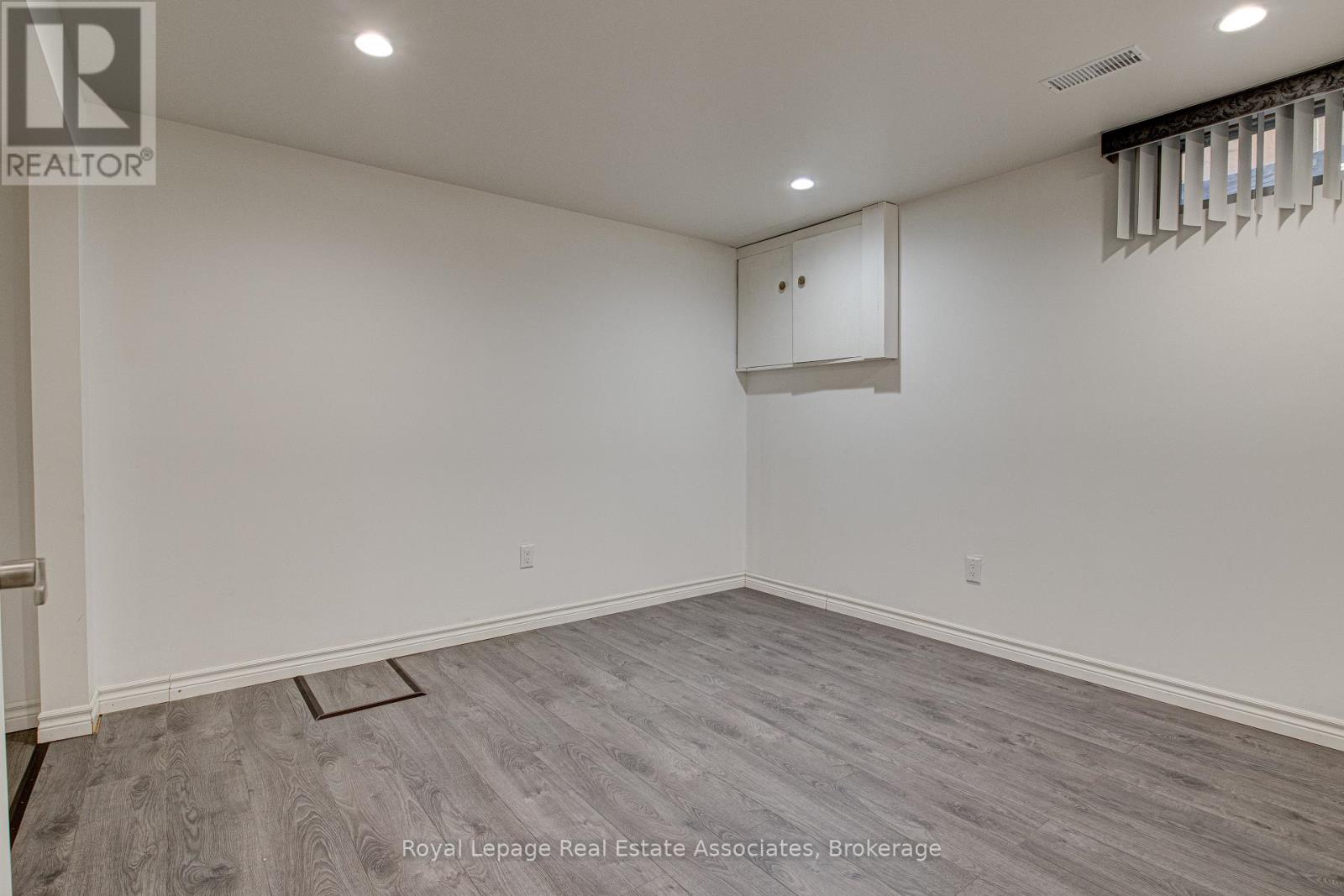 2 - 45 Bond Street, Kitchener, Ontario  N2H 4S4 - Photo 13 - X12637470