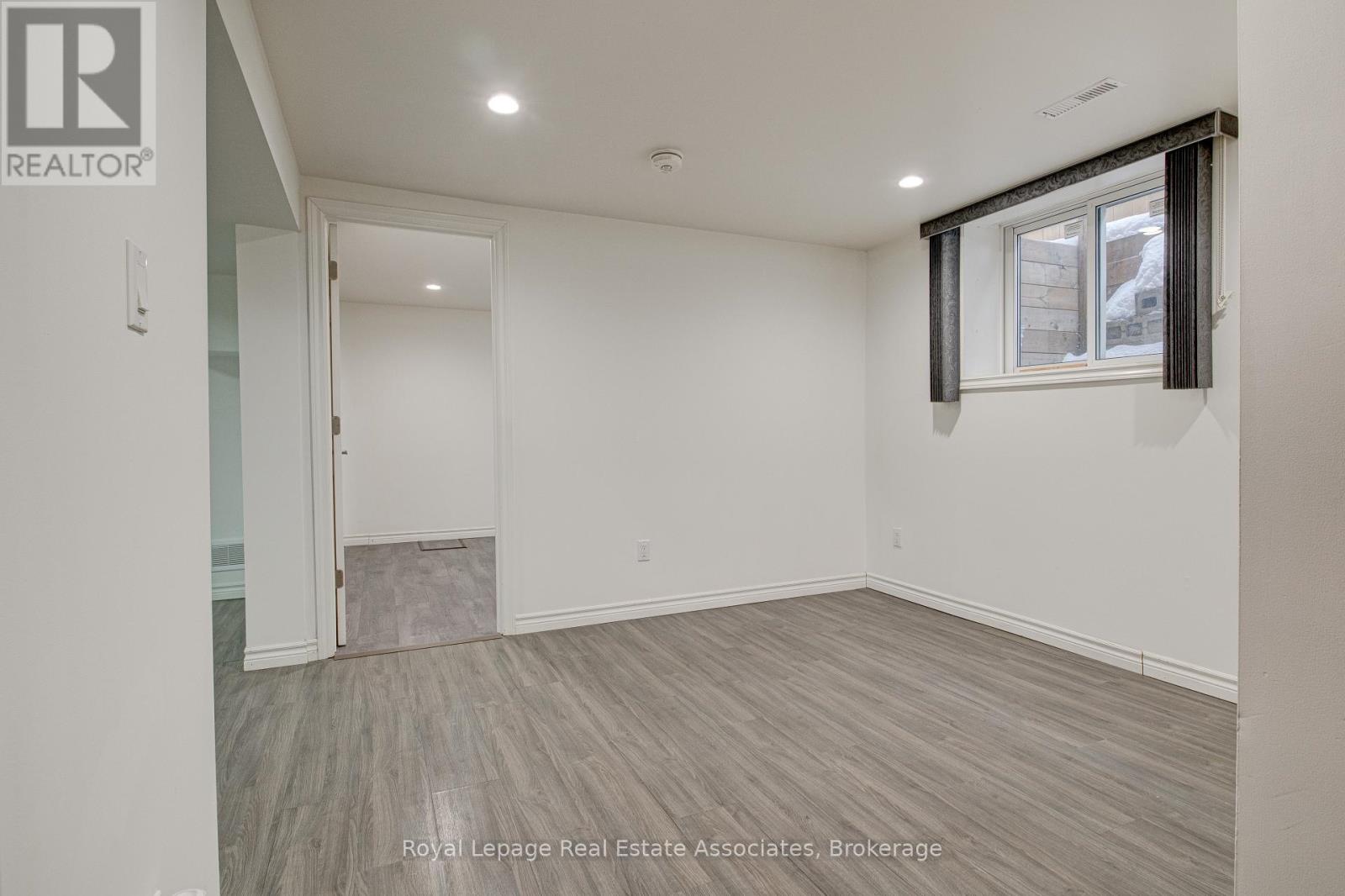 2 - 45 Bond Street, Kitchener, Ontario  N2H 4S4 - Photo 16 - X12637470