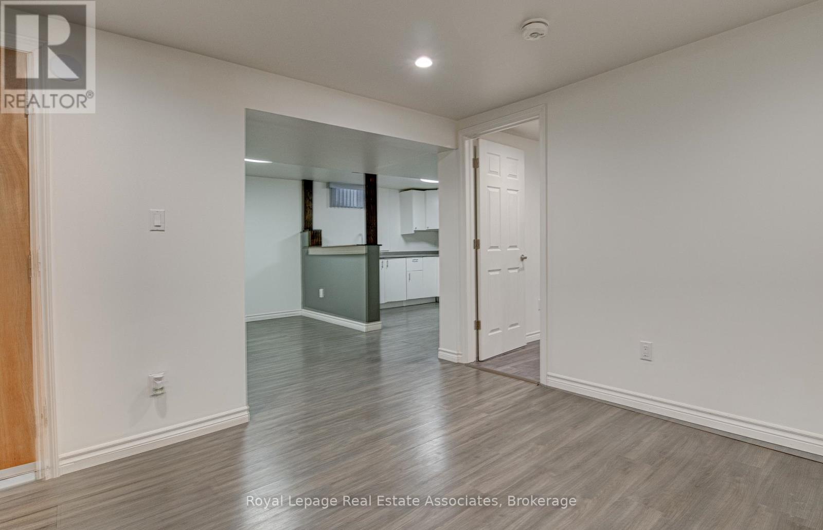 2 - 45 Bond Street, Kitchener, Ontario  N2H 4S4 - Photo 17 - X12637470