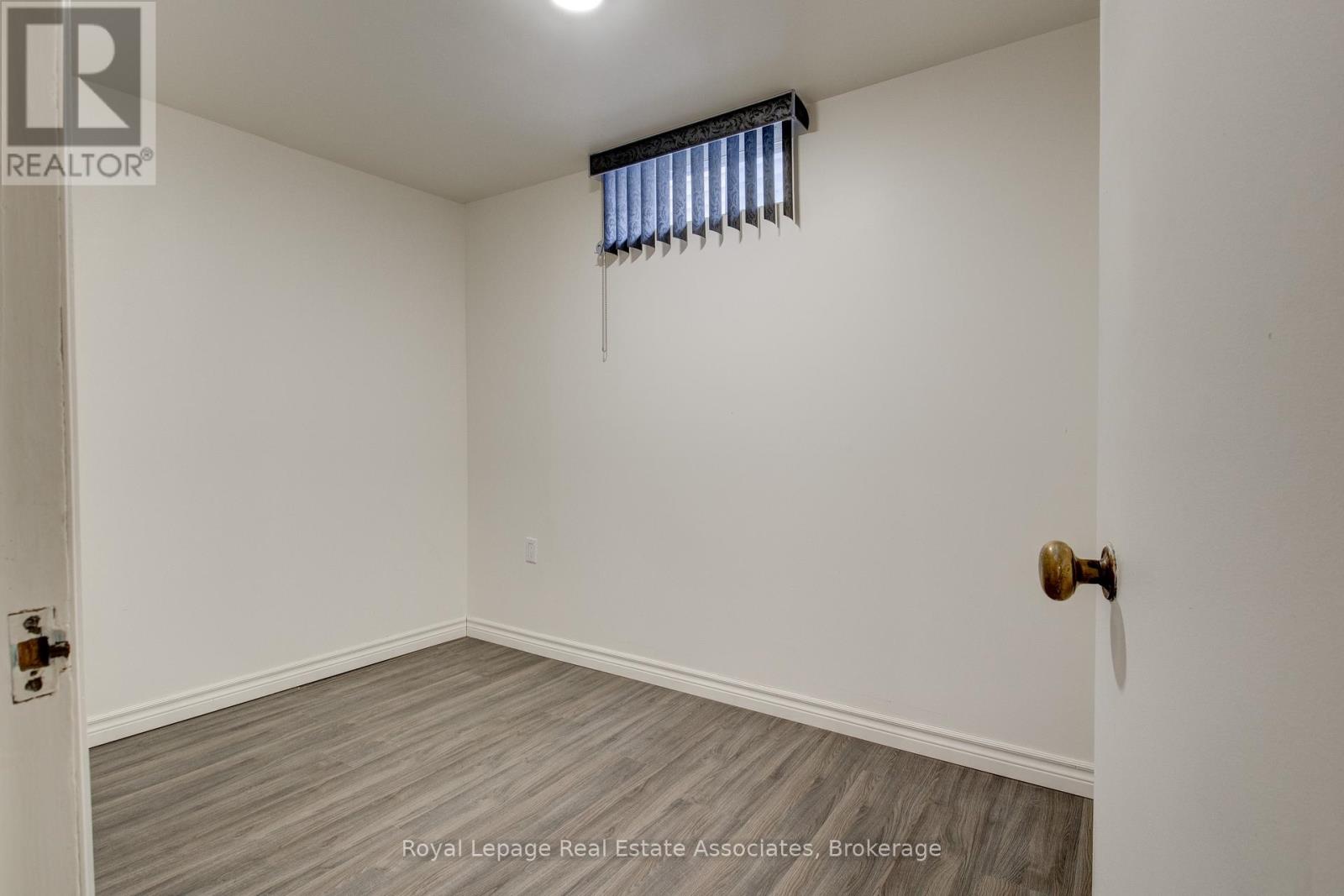 2 - 45 Bond Street, Kitchener, Ontario  N2H 4S4 - Photo 19 - X12637470