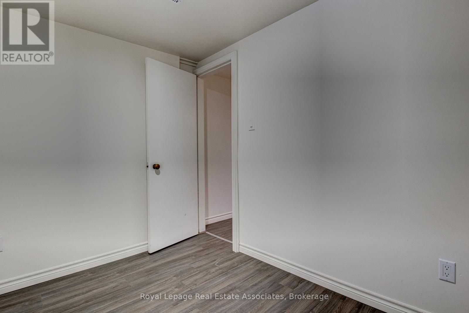 2 - 45 Bond Street, Kitchener, Ontario  N2H 4S4 - Photo 20 - X12637470