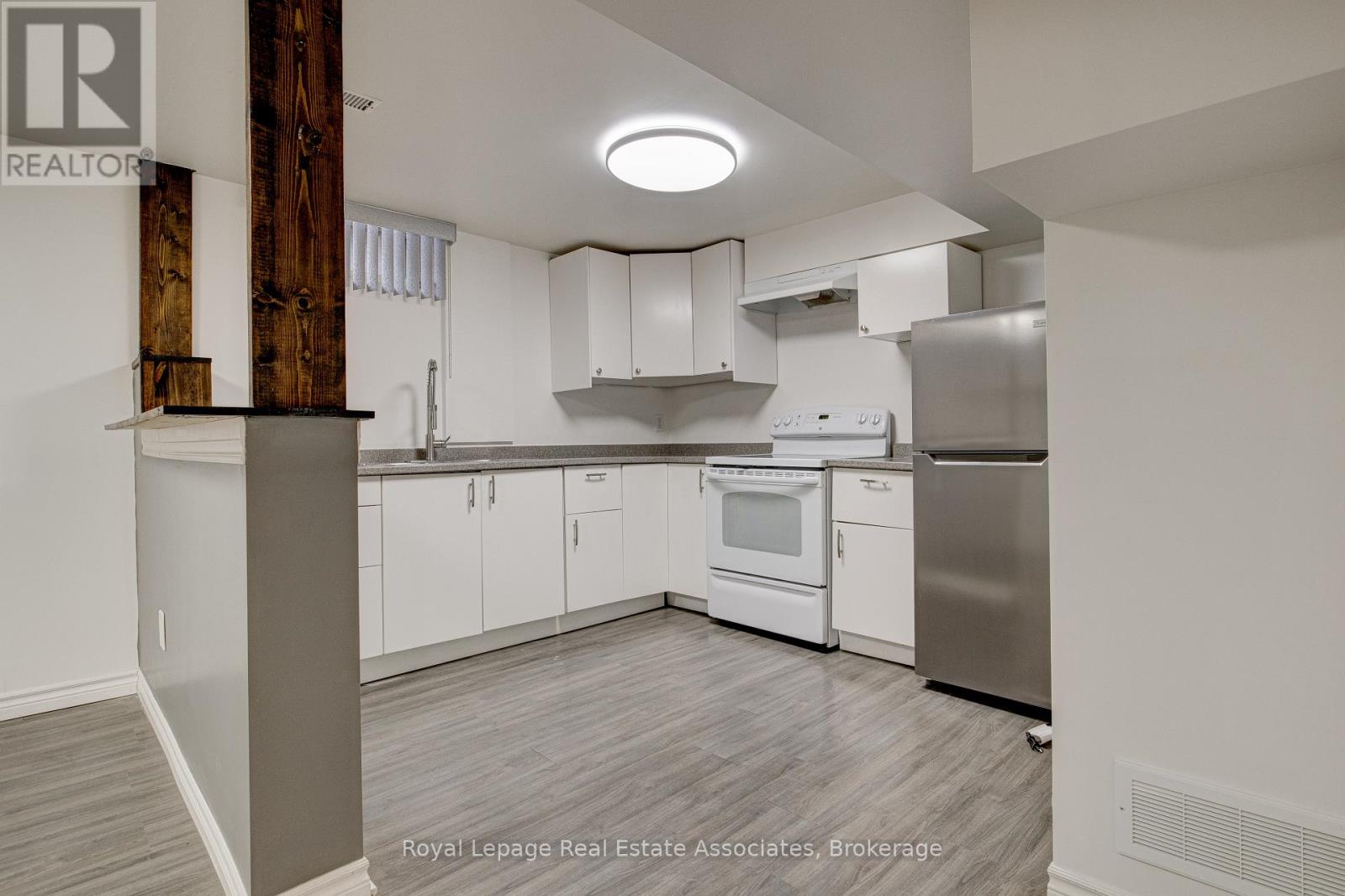 2 - 45 Bond Street, Kitchener, Ontario  N2H 4S4 - Photo 9 - X12637470