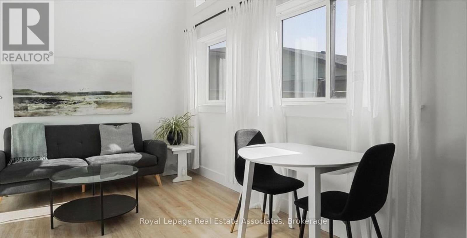 3 - 45 Bond Street, Kitchener, Ontario  N2H 4S4 - Photo 5 - X12637472