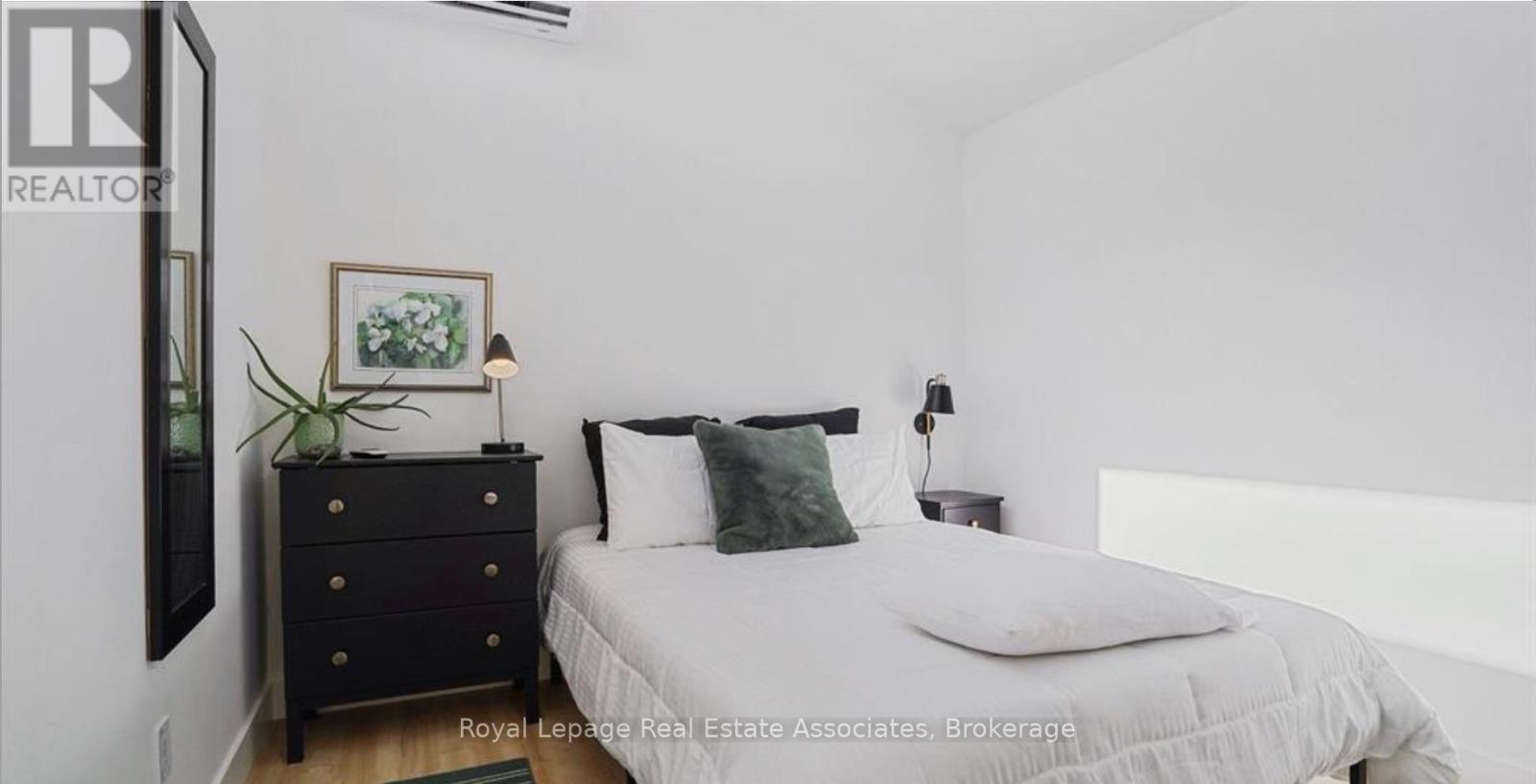 3 - 45 Bond Street, Kitchener, Ontario  N2H 4S4 - Photo 9 - X12637472