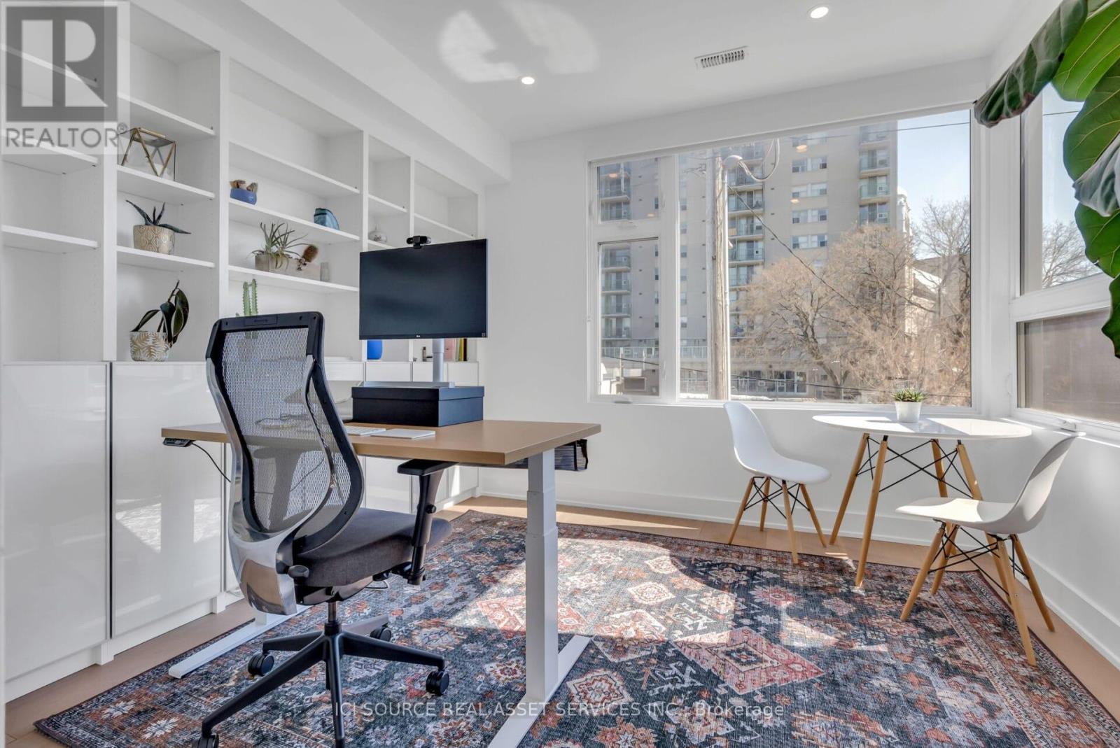 103 Armstrong Street, Ottawa, Ontario  K1Y 2V6 - Photo 11 - X12637474