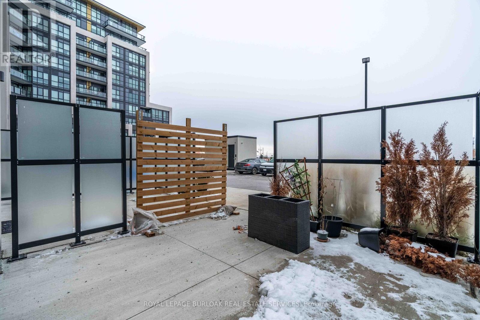 107 - 405 Dundas Street W, Oakville, Ontario  L6M 5P9 - Photo 17 - W12637300