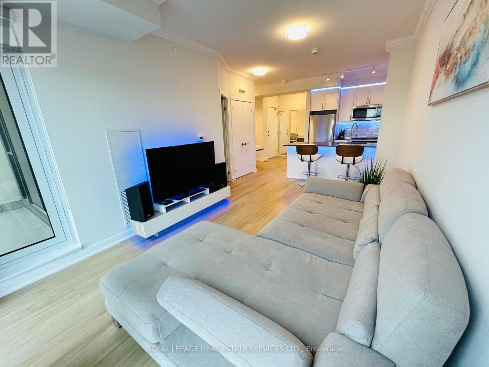 1601 - 4085 Parkside Village Drive, Mississauga, Ontario  L5B 0K9 - Photo 8 - W12583110