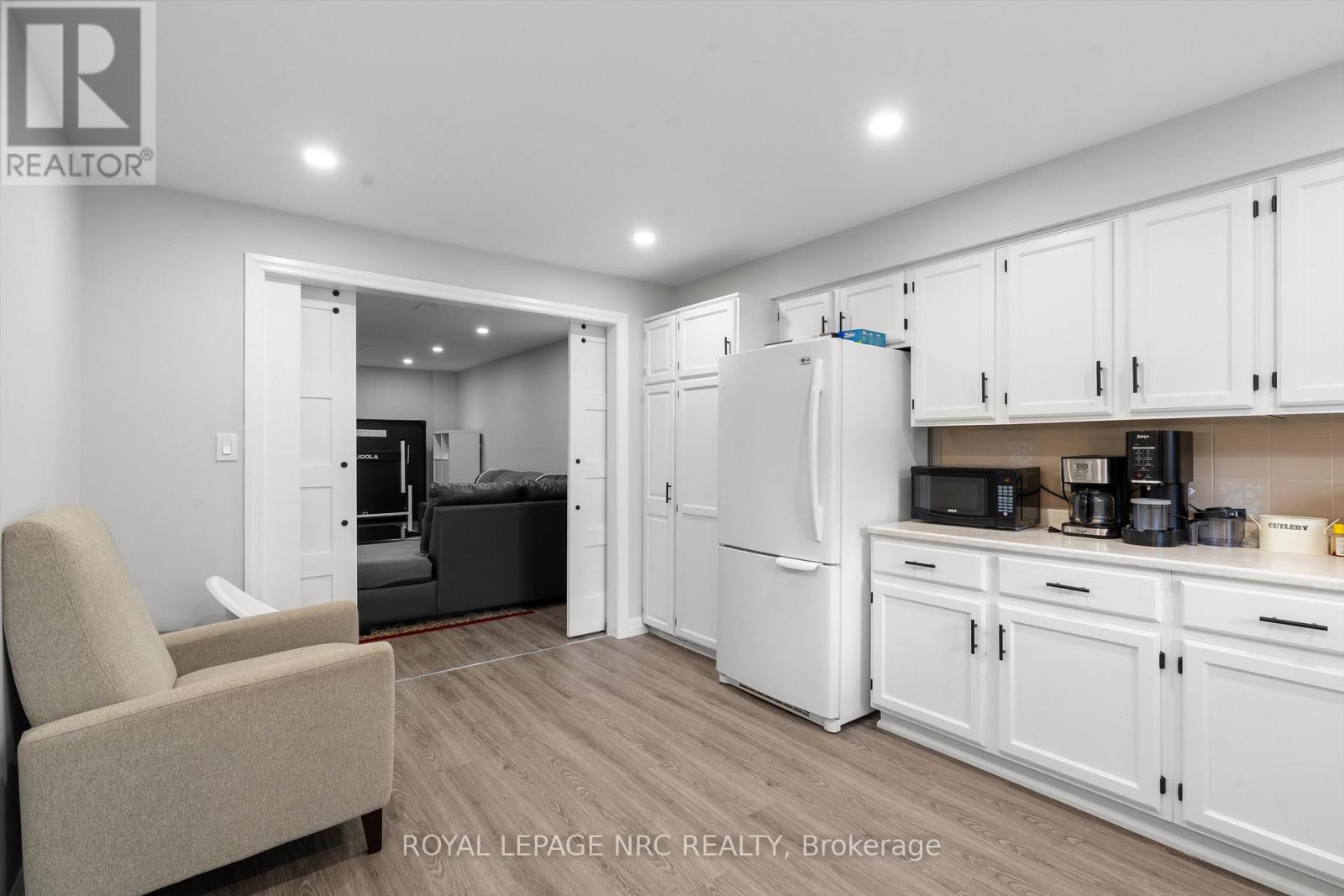 37 West Farmington Drive, St. Catharines, Ontario  L2S 3S3 - Photo 26 - X12486801