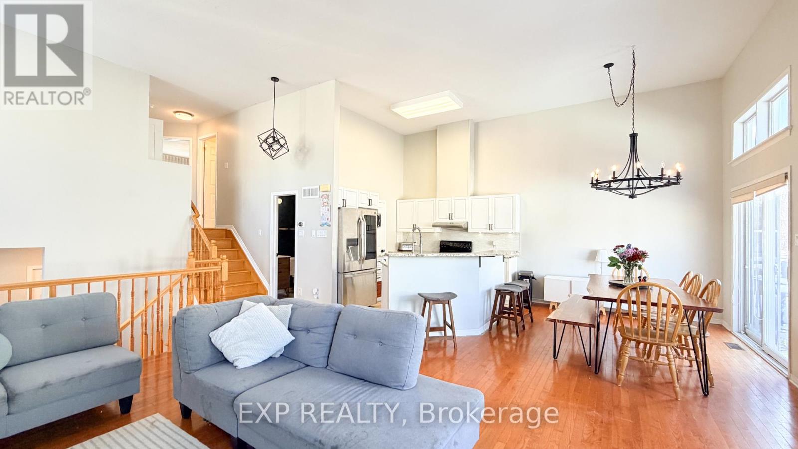 101 Macassa Circle, Ottawa, Ontario  K2T 1J9 - Photo 12 - X12637552