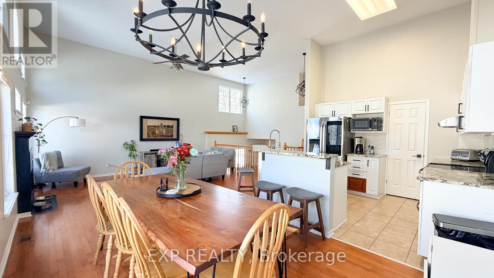 101 Macassa Circle, Ottawa, Ontario  K2T 1J9 - Photo 13 - X12637552