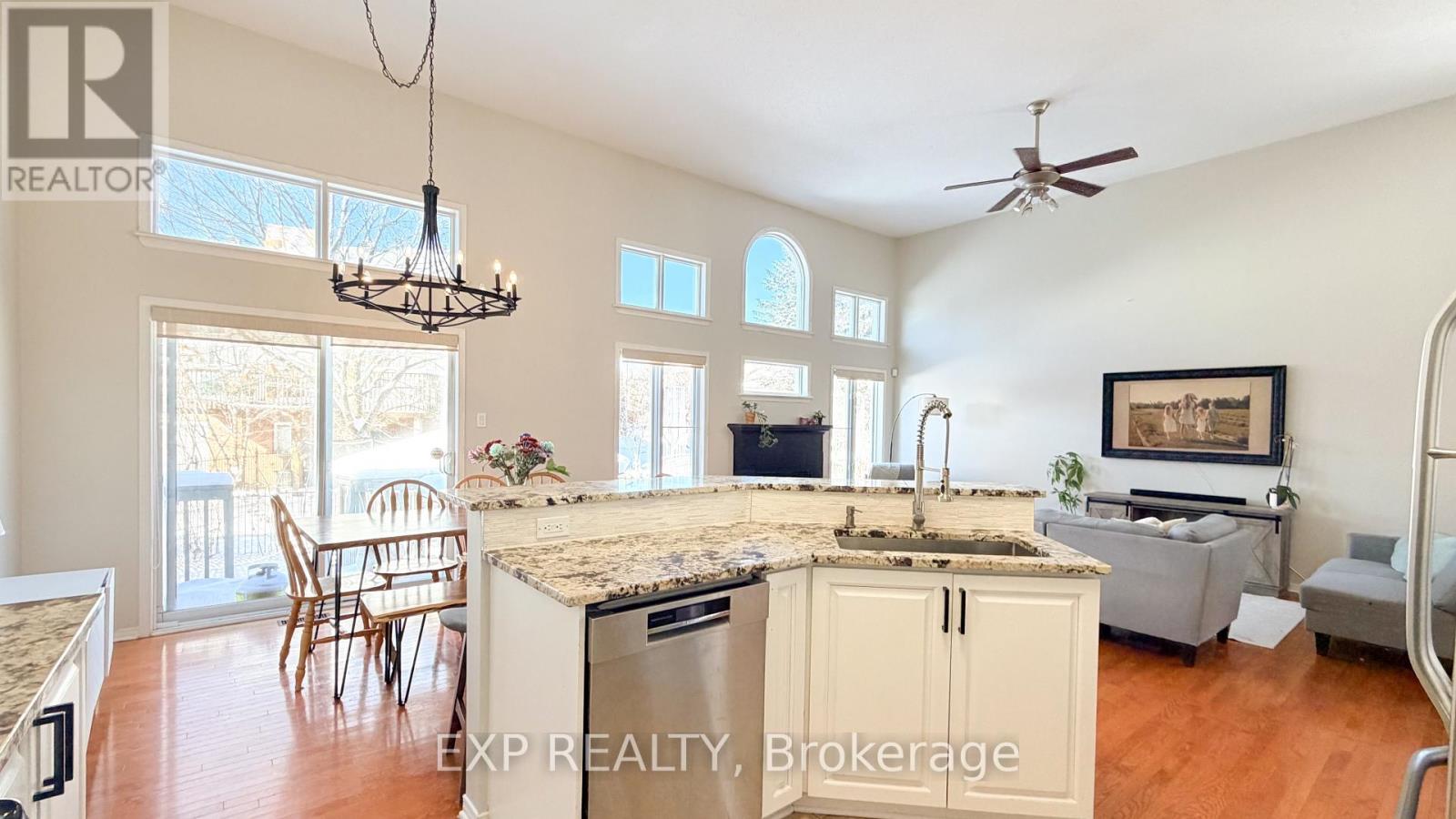 101 Macassa Circle, Ottawa, Ontario  K2T 1J9 - Photo 16 - X12637552