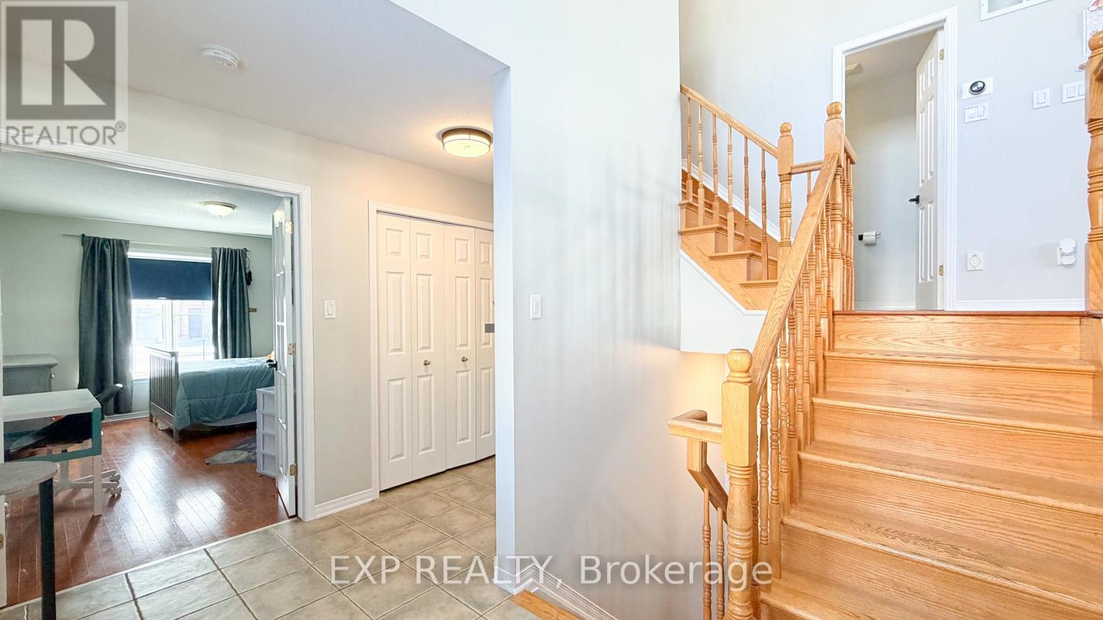 101 Macassa Circle, Ottawa, Ontario  K2T 1J9 - Photo 5 - X12637552