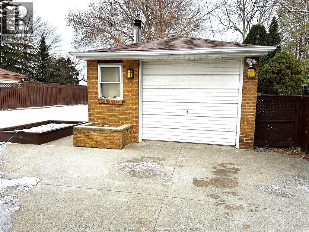 1966 Rossini, Windsor, Ontario N8W 4P5 - Photo 25 - 25031749