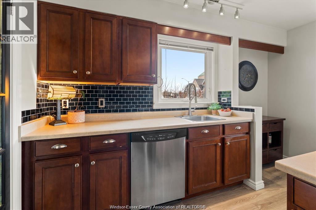 1966 Rossini, Windsor, Ontario N8W 4P5 - Photo 10 - 25031749