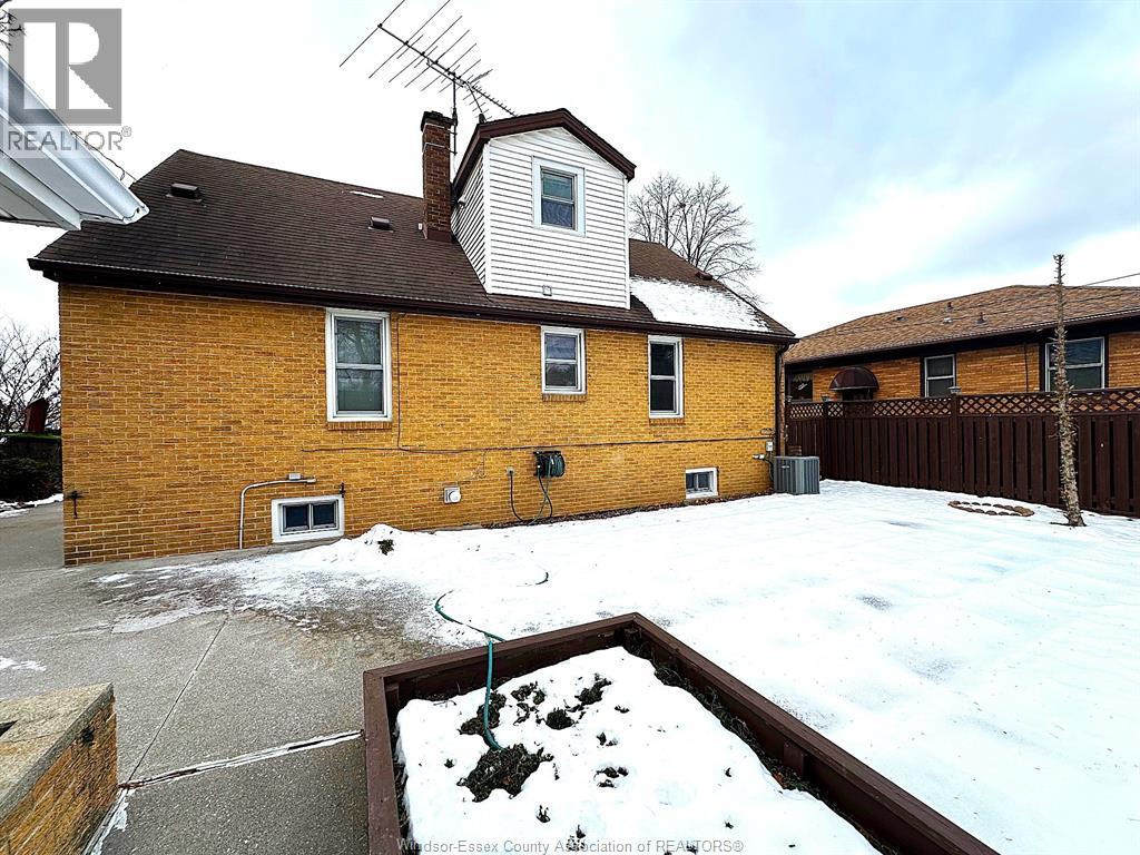 1966 Rossini, Windsor, Ontario N8W 4P5 - Photo 28 - 25031749