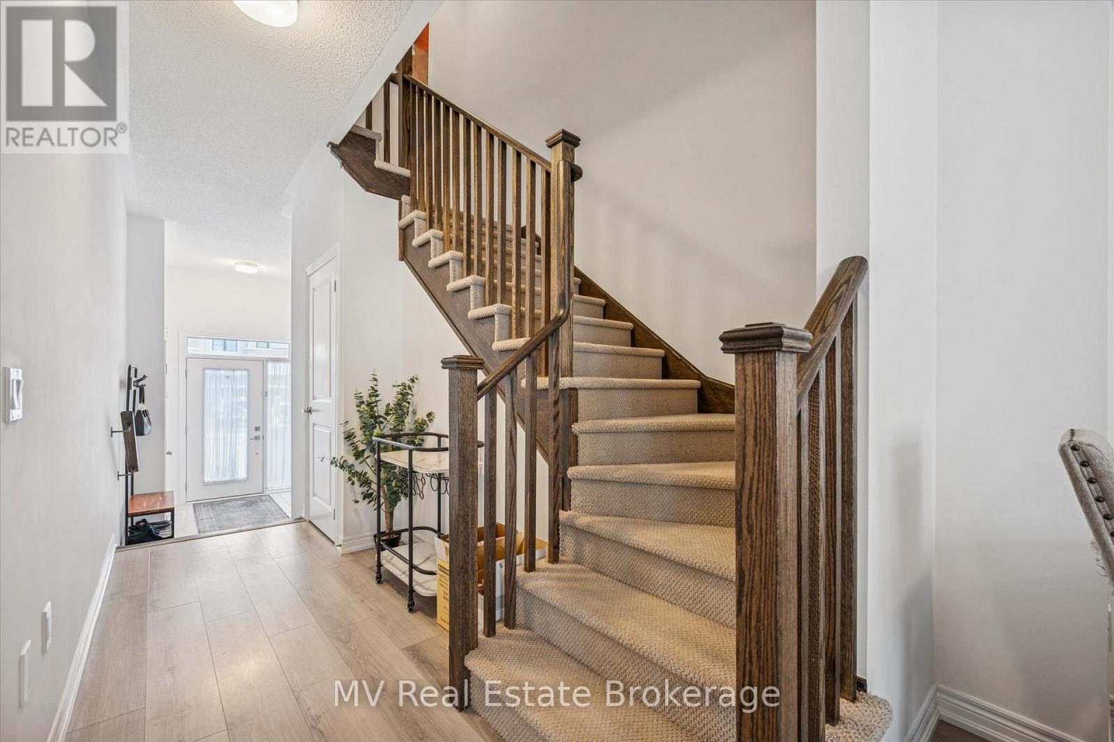 18 Gauley Drive, Centre Wellington, Ontario  N1M 0K4 - Photo 11 - X12637512