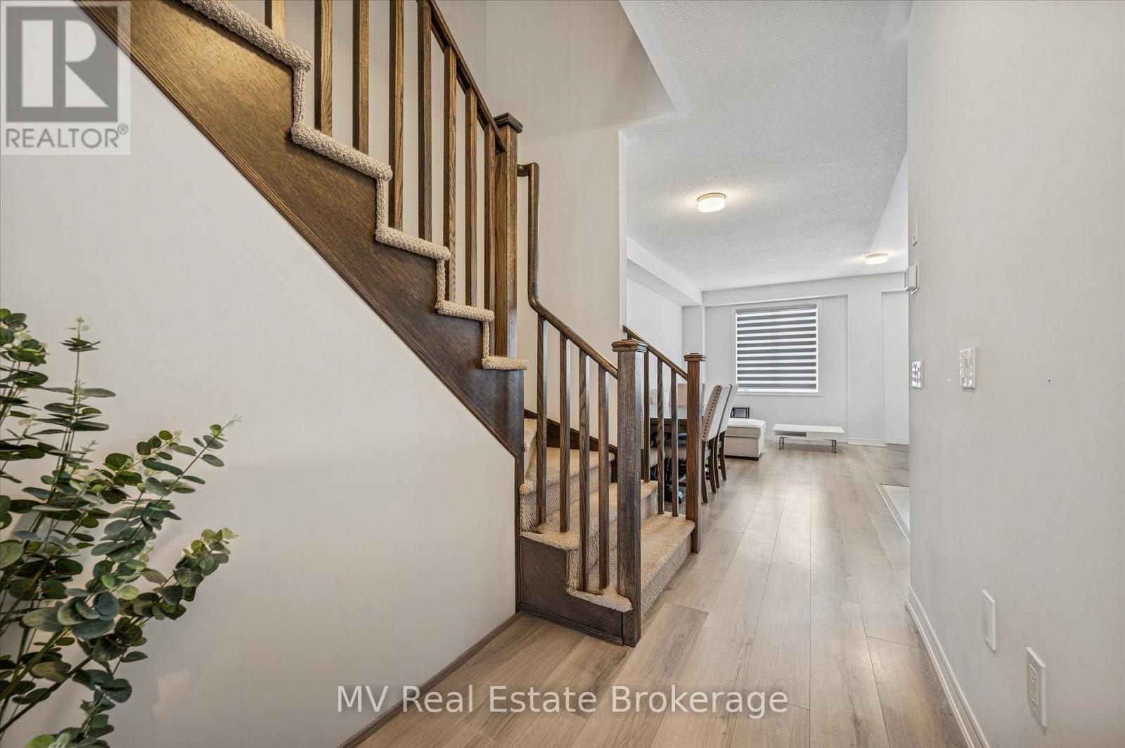 18 Gauley Drive, Centre Wellington, Ontario  N1M 0K4 - Photo 5 - X12637512