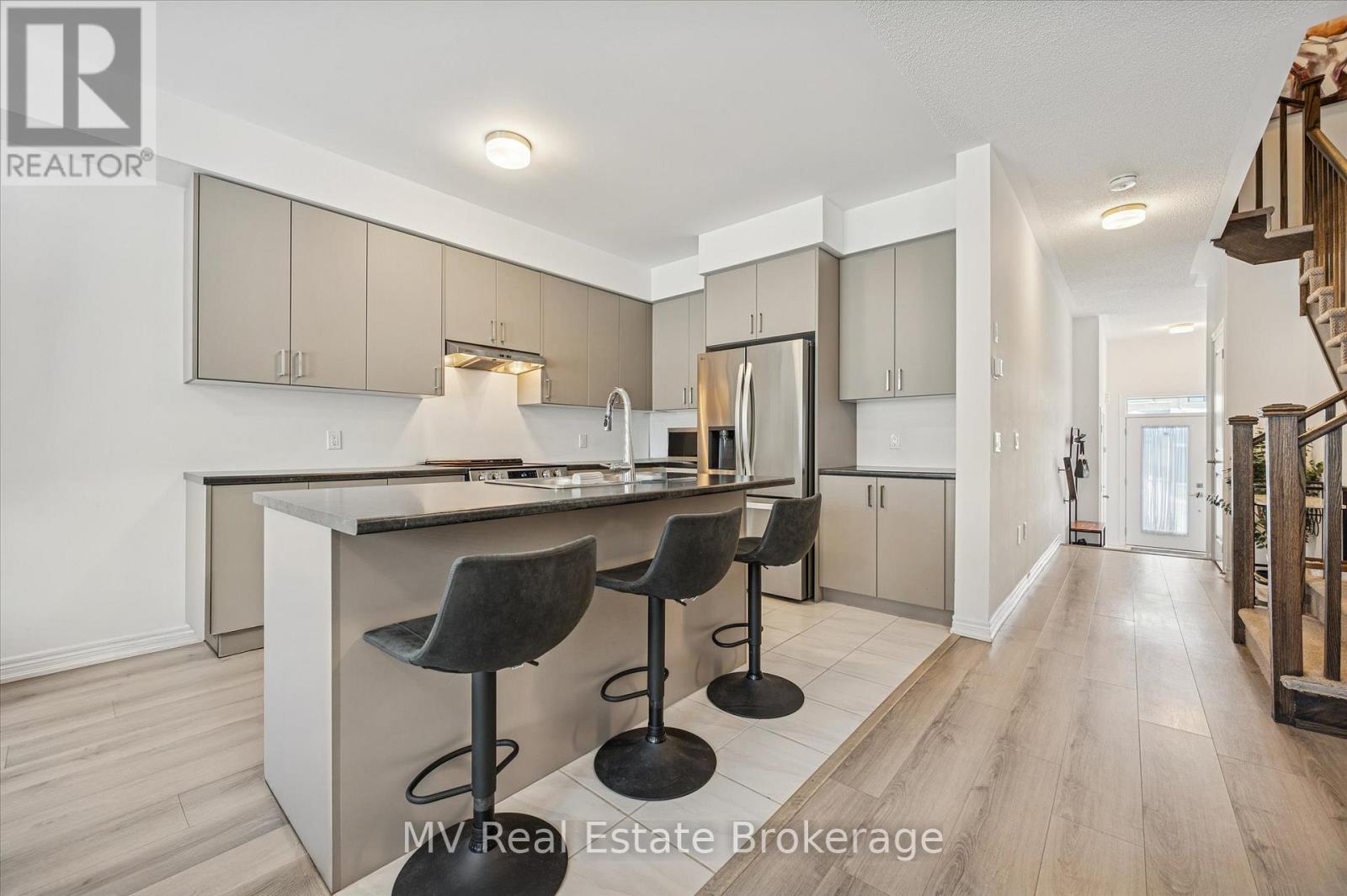 18 Gauley Drive, Centre Wellington, Ontario  N1M 0K4 - Photo 6 - X12637512