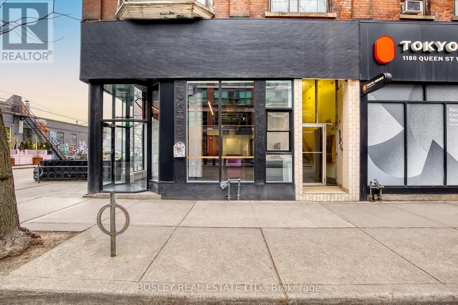 Entire Main Floor - 1184 Queen Street W, Toronto, Ontario  M6J 1J5 - Photo 2 - C12637542