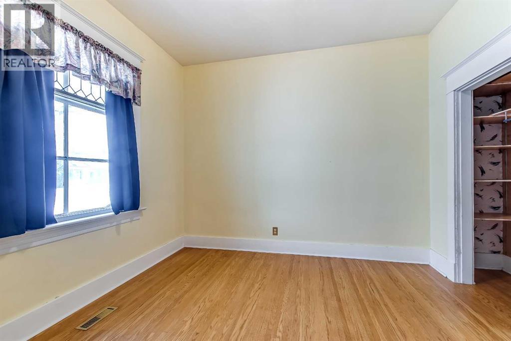 1003 Dominion Street Se, Medicine Hat, Alberta T1A 1A1 - Photo 13 - A2274765