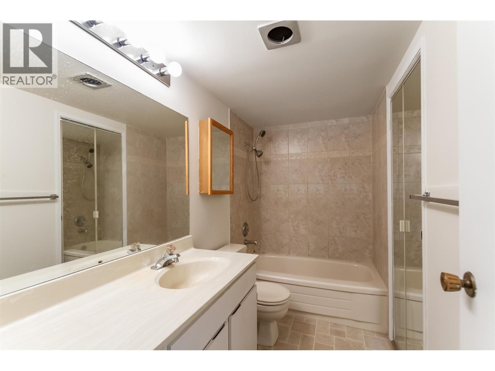 1401 7235 Salisbury Avenue, Burnaby, British Columbia  V5E 4E6 - Photo 8 - R3074172