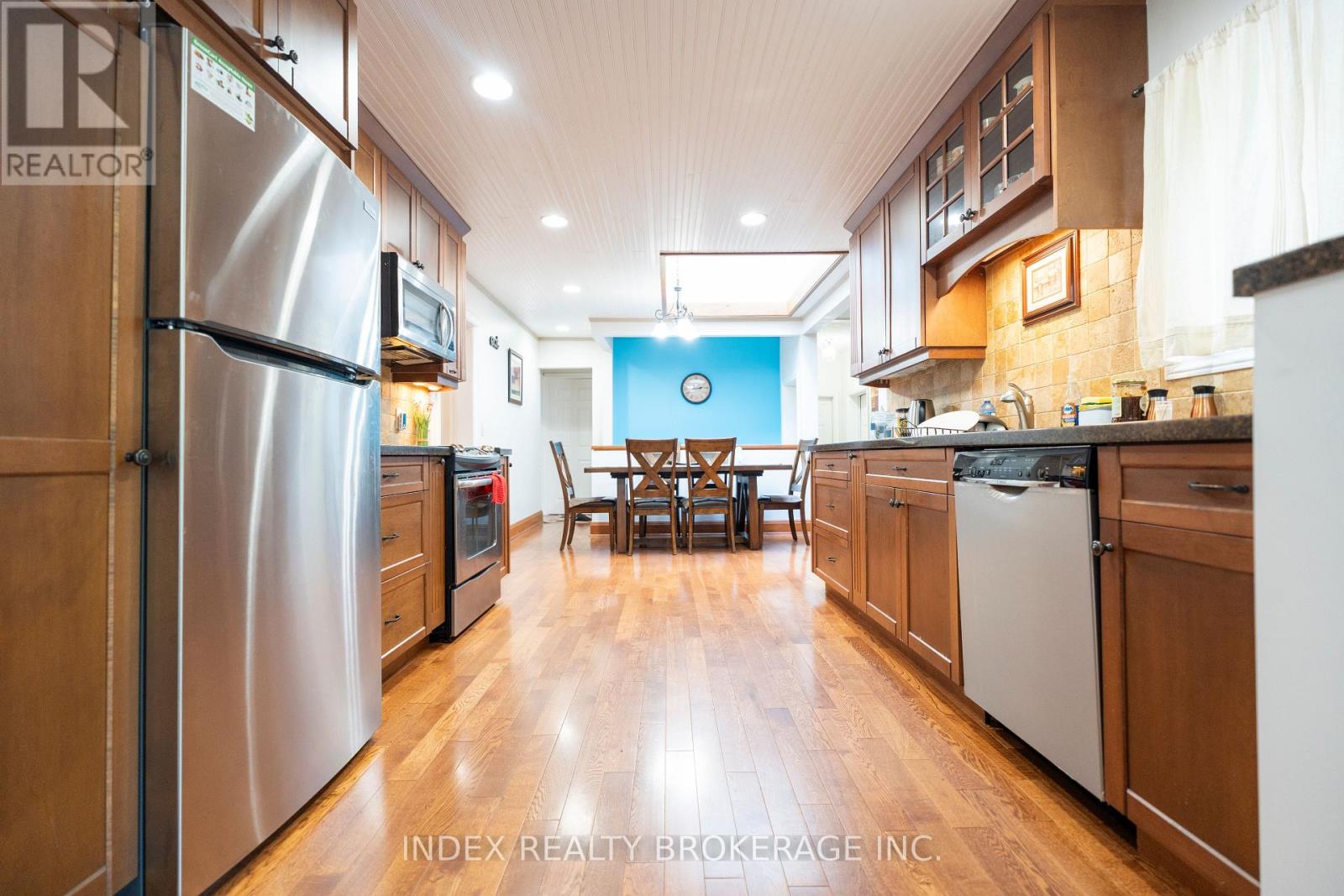 1073 Kent Avenue E, Oakville (Cp College Park), Ontario  L6H 1Z7 - Photo 17 - W12637506