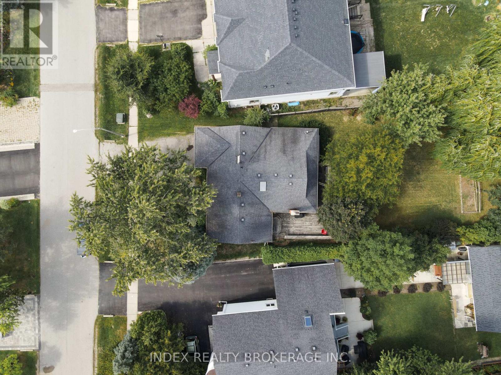 1073 Kent Avenue E, Oakville (Cp College Park), Ontario  L6H 1Z7 - Photo 2 - W12637506