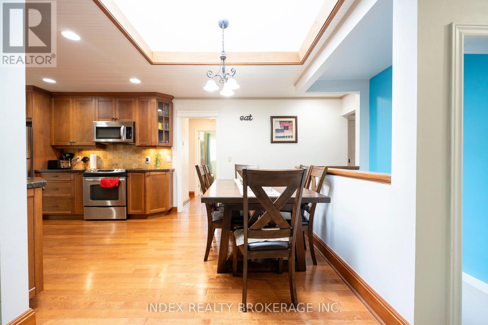 1073 Kent Avenue E, Oakville (Cp College Park), Ontario  L6H 1Z7 - Photo 24 - W12637506