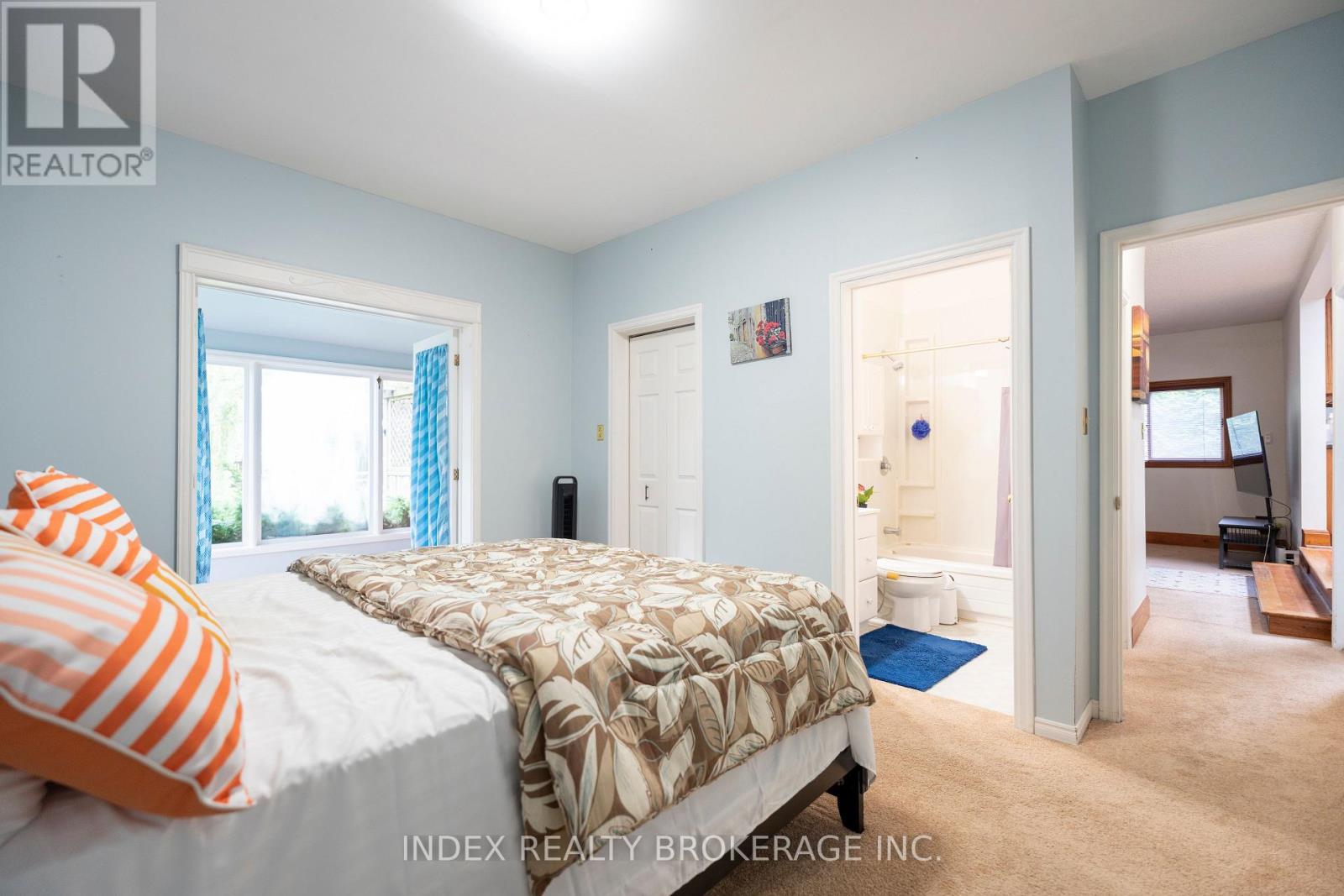 1073 Kent Avenue E, Oakville (Cp College Park), Ontario  L6H 1Z7 - Photo 34 - W12637506