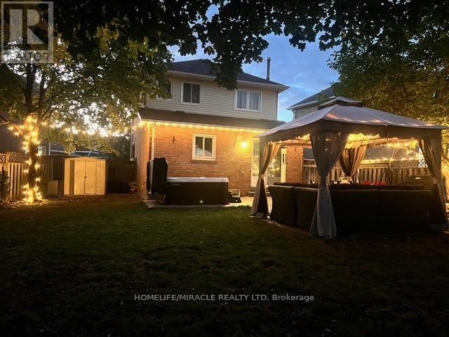 82 Ready Court, Brampton, Ontario  L6Y 4T4 - Photo 12 - W12637534