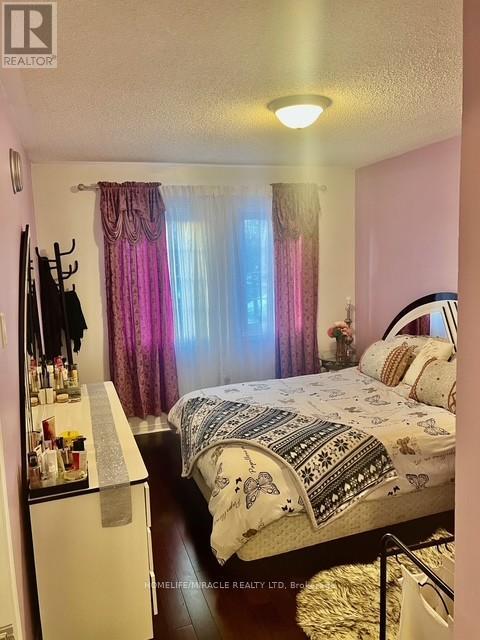 82 Ready Court, Brampton, Ontario  L6Y 4T4 - Photo 16 - W12637534