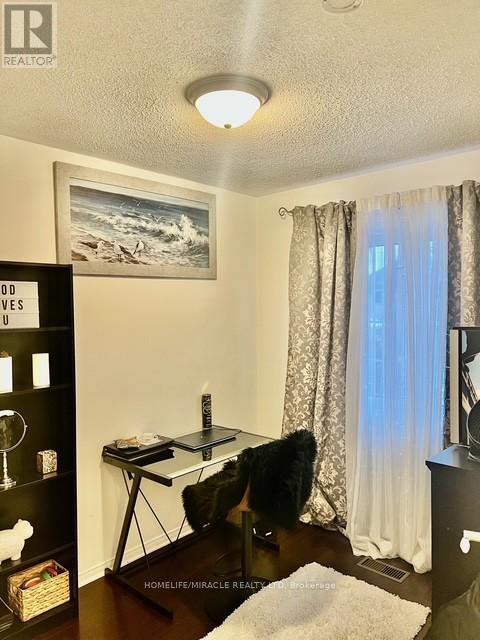 82 Ready Court, Brampton, Ontario  L6Y 4T4 - Photo 19 - W12637534